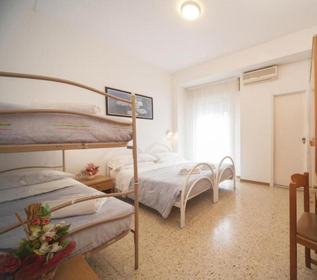 רימיני Hotel Gemini מראה חיצוני תמונה