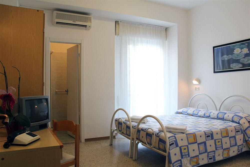 רימיני Hotel Gemini מראה חיצוני תמונה