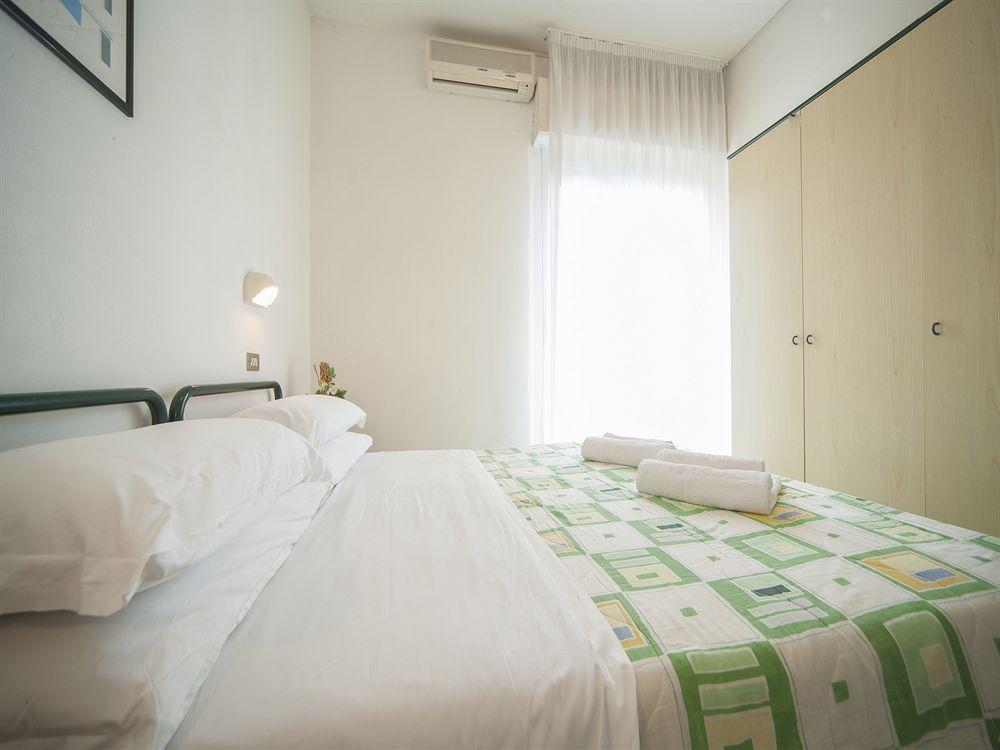 רימיני Hotel Gemini מראה חיצוני תמונה